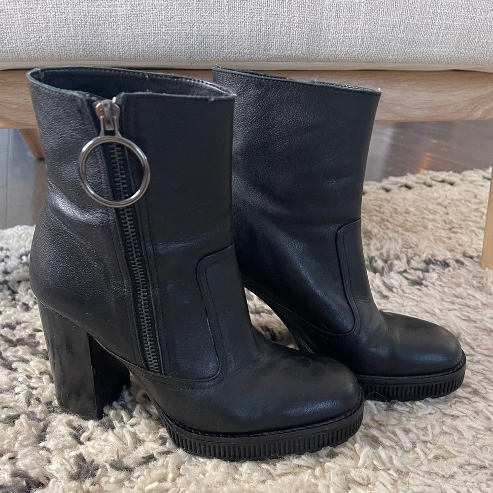 Zara Women's Black Chunky Heel Ankle Boots